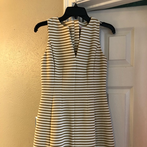 Lilly Pulitzer dress - Picture 2 of 2